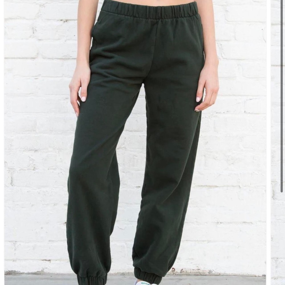 Brandy Melville Green Sweatpants